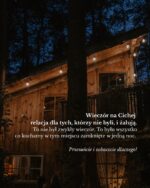 Wr&oacute;ćmy na chwilę do tego ciepłego sierpniowego wieczoru&hellip; 💘

Wszystkie te kadry zrobili @camerafolks_com - Kasia i Kostek chodzili między gośćmi cały wiecz&oacute;r i widać to w każdym zdjęciu: nic tu nie jest ustawione, wszystko po prostu się wydarzyło. Od dalii na stołach, przez pizzę w powietrzu, po smyczki między drzewami.
Dziękujemy wszystkim, kt&oacute;rzy byli. 

A jeśli Was ominęło - przesuńcie do końca, to prawie jak spacer po Cichej.

#cicha23 #wieczornacichej #slubwarszawa #slubwplenerze